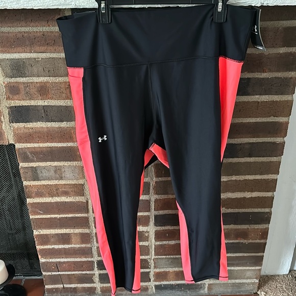 Women’s Plus Size Under Armour Compression High Rise Ankle Legging, 3X, Black - Picture 1 of 8